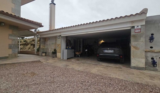 Återförsäljning - Villa -
Torremendo - Costa Blanca