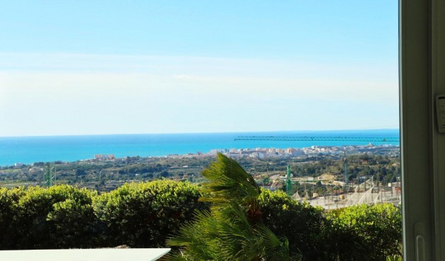 Brukt - Villa -
Finestrat - Costa Blanca