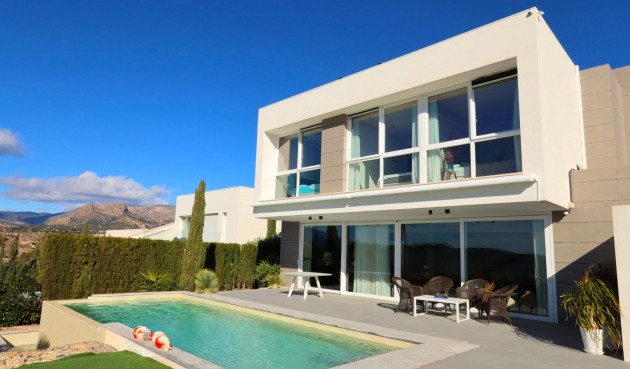 Brukt - Villa -
Finestrat - Costa Blanca