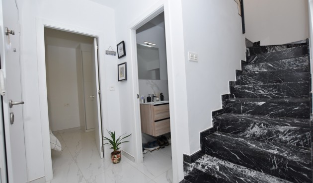 Brukt - Villa -
Los Montesinos - Costa Blanca