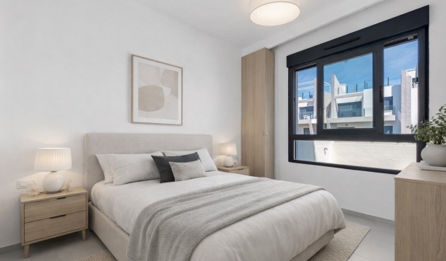 Återförsäljning - Apartment -
San Miguel de Salinas - Inland