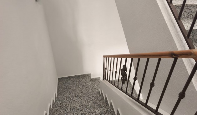 Återförsäljning - Town House -
Rojales - Inland