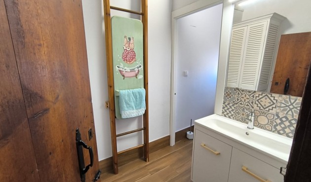 Reventa - Town House -
Raspay - Inland