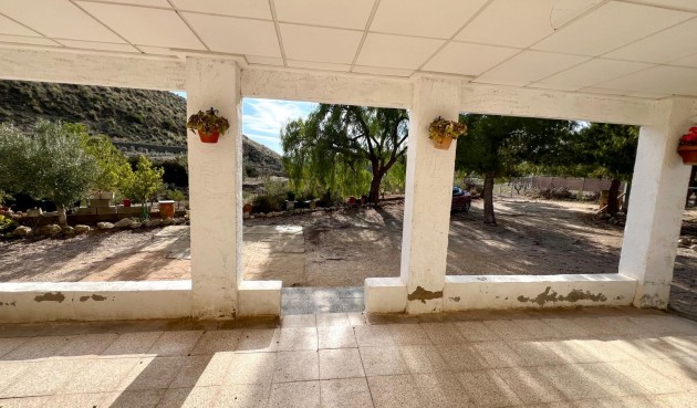 Återförsäljning - Villa -
Monóvar/Monóver - Inland