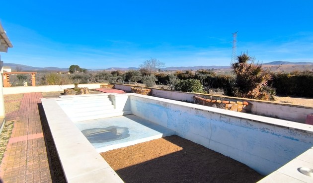 Reventa - Villa -
Villena - Inland