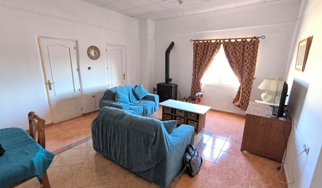 Reventa - Villa -
Villena - Inland