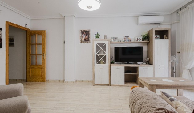 Återförsäljning - Apartment -
Torrevieja - Costa Blanca