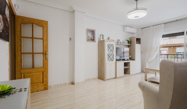 Återförsäljning - Apartment -
Torrevieja - Costa Blanca