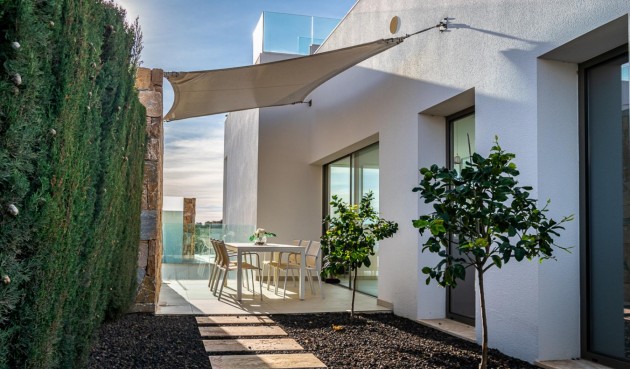 Brukt - Villa -
Orihuela Costa - Costa Blanca