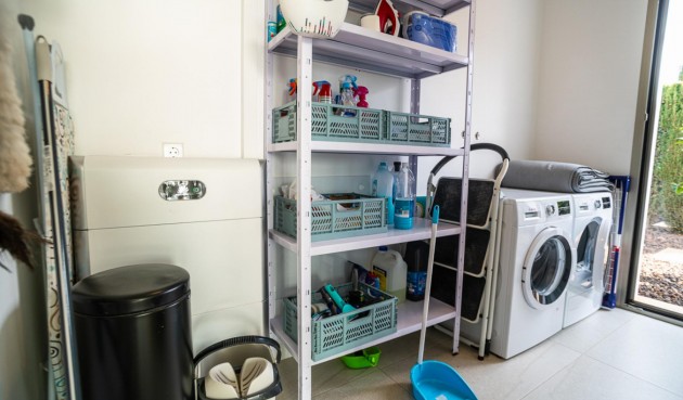 Brukt - Villa -
Orihuela Costa - Costa Blanca