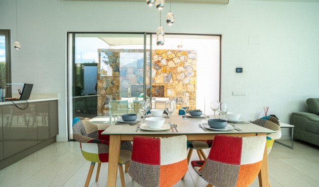 Brukt - Villa -
Orihuela Costa - Costa Blanca