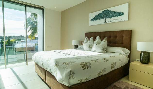 Brukt - Villa -
Orihuela Costa - Costa Blanca