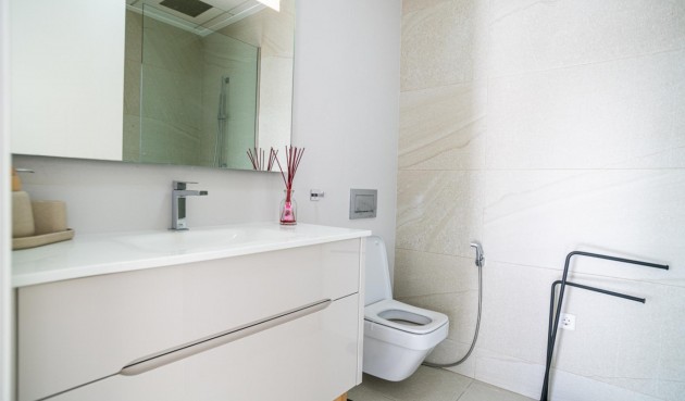 Brukt - Villa -
Orihuela Costa - Costa Blanca