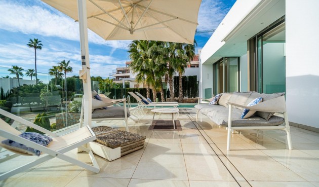 Brukt - Villa -
Orihuela Costa - Costa Blanca