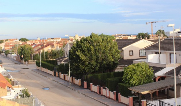 Återförsäljning - Villa -
Torre de la Horadada - Costa Blanca
