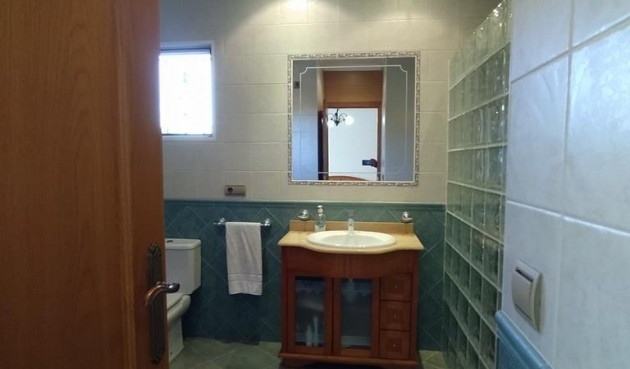 Brukt - Villa -
Orihuela - LOS DESEMPARADOS