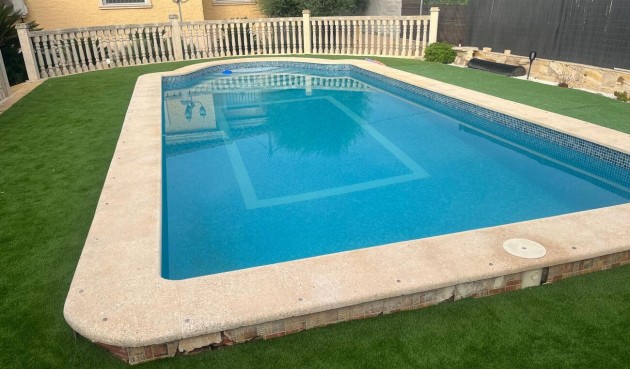 Brukt - Villa -
Orihuela - LOS DESEMPARADOS