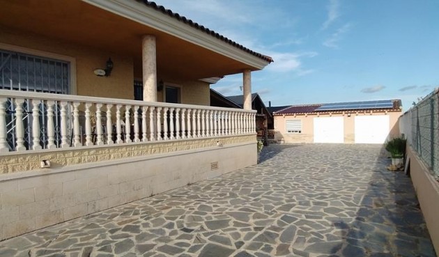 Brukt - Villa -
Orihuela - LOS DESEMPARADOS