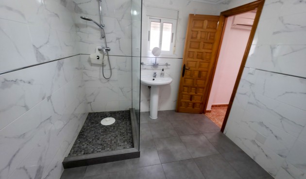 Reventa - Villa -
Torrevieja - Costa Blanca