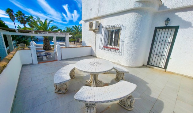 Reventa - Villa -
Torrevieja - Costa Blanca