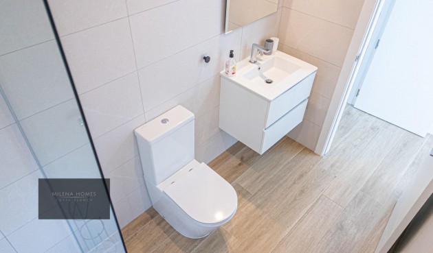 Återförsäljning - Apartment -
Torrevieja - Punta Prima