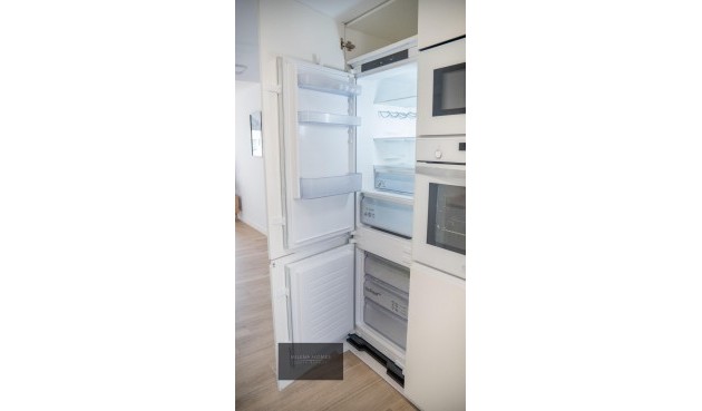 Återförsäljning - Apartment -
Torrevieja - Punta Prima