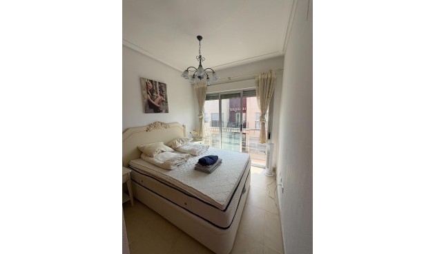 Återförsäljning - Takvåning -
Torrevieja - Punta Prima