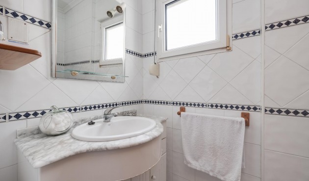 Återförsäljning - Apartment -
Torrevieja - Costa Blanca