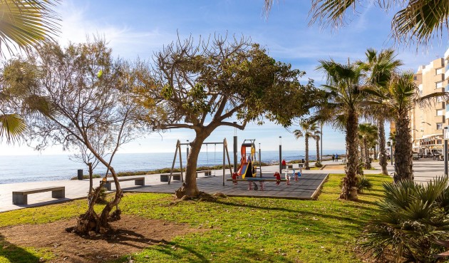 Återförsäljning - Apartment -
Torrevieja - Costa Blanca