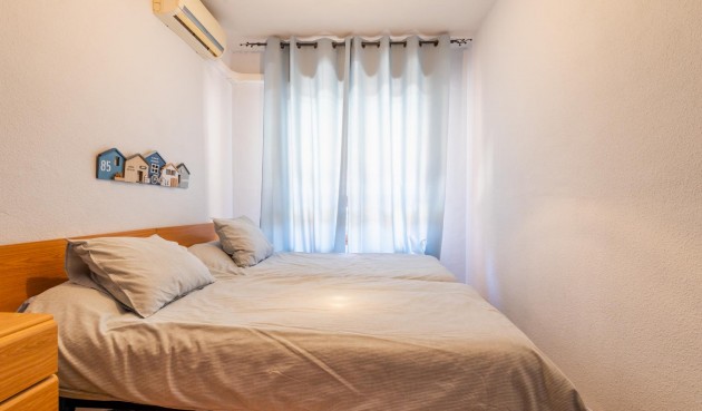 Återförsäljning - Apartment -
Torrevieja - Costa Blanca