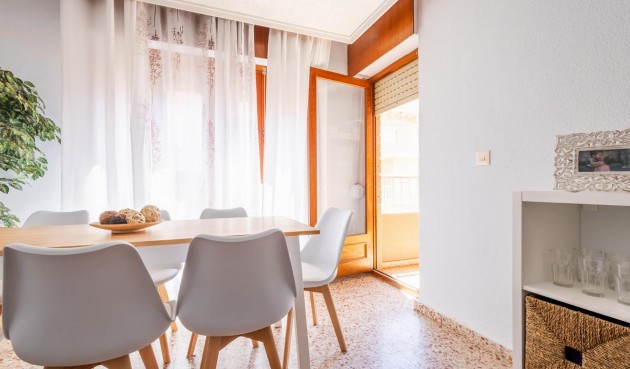 Återförsäljning - Apartment -
Torrevieja - Costa Blanca