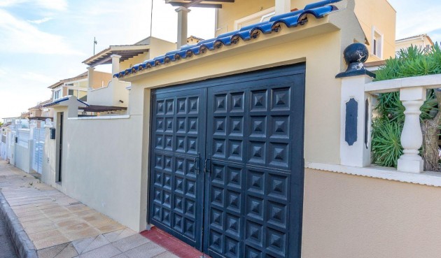 Reventa - Town House -
Orihuela Costa - Costa Blanca