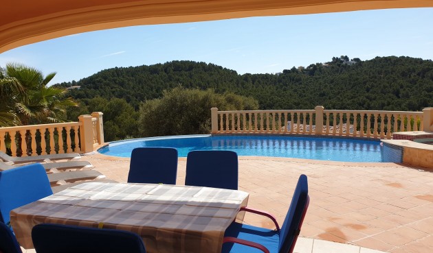 Resale - Villa -
Jávea - Costa Blanca