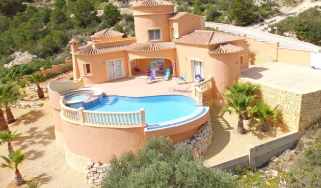 Resale - Villa -
Jávea - Costa Blanca
