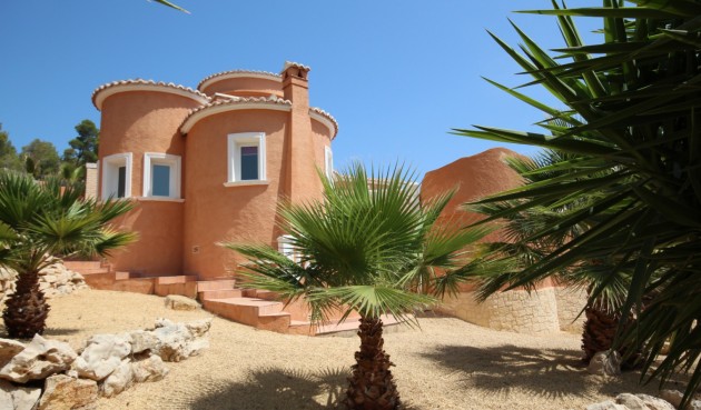 Resale - Villa -
Jávea - Costa Blanca