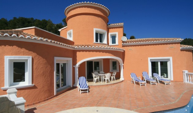 Resale - Villa -
Jávea - Costa Blanca