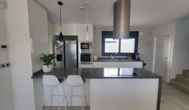 Reventa - Town House -
Daya Vieja - Costa Blanca