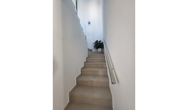 Reventa - Town House -
Daya Vieja - Costa Blanca