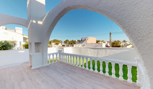 Brukt - Bungalow -
Orihuela Costa - Costa Blanca