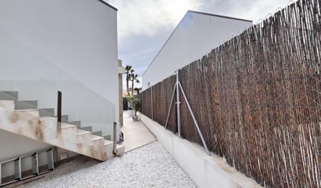 Återförsäljning - Villa -
San Miguel de Salinas - Costa Blanca