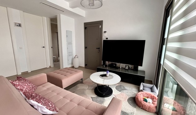 Återförsäljning - Villa -
San Miguel de Salinas - Costa Blanca