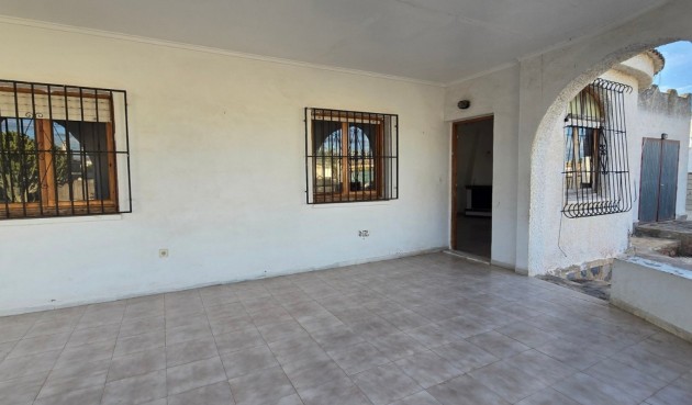 Reventa - Villa -
Torrevieja - Costa Blanca