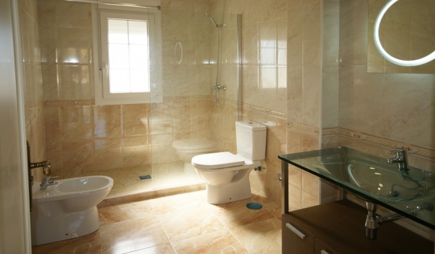 Återförsäljning - Villa -
Cabo Roig - Costa Blanca