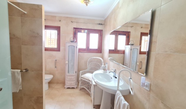 Brukt - Town House -
Elda - Inland