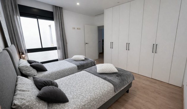 Brukt - Town House -
Dolores - Costa Blanca