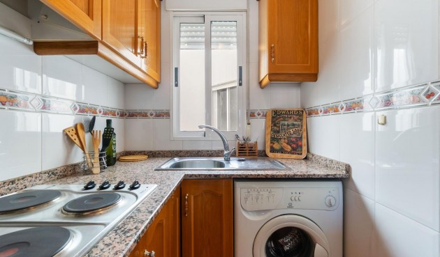 Reventa - Ático -
Torrevieja - Centro