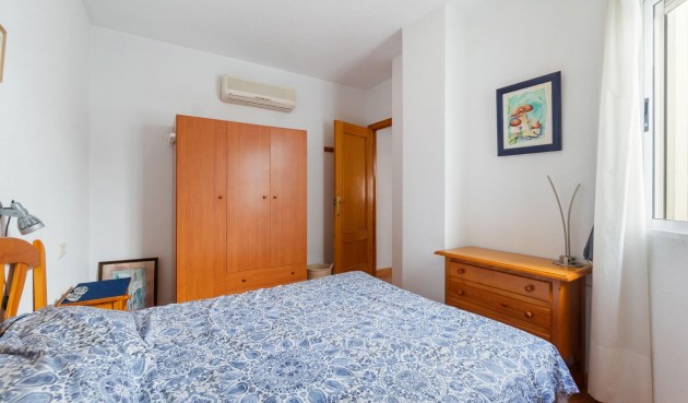 Reventa - Ático -
Torrevieja - Centro