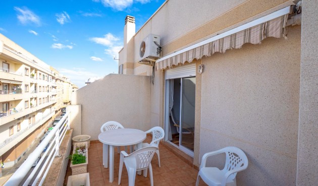 Reventa - Ático -
Torrevieja - Centro