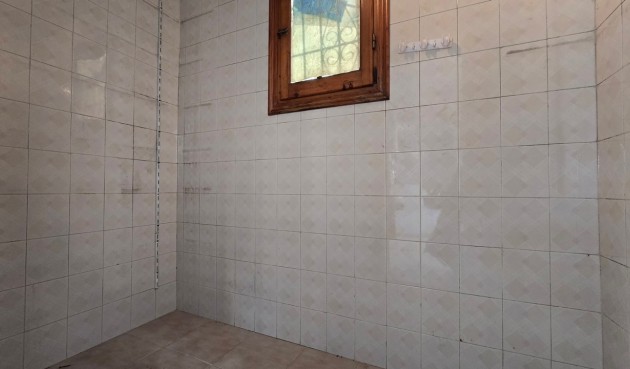 Återförsäljning - Villa -
El Chaparral - Inland