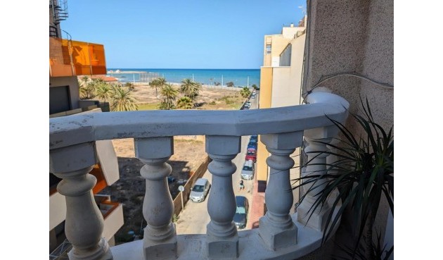 Återförsäljning - Apartment -
Torrevieja - Playa del Cura